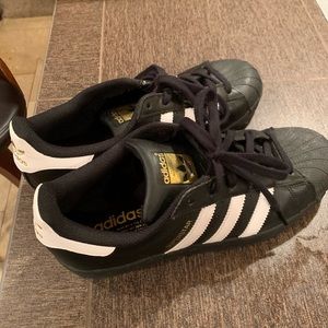 Adidas gold 7.5 new